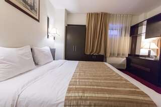 Отель Ramada Iasi City Center Яссы Номер с кроватью размера «queen-size»-8